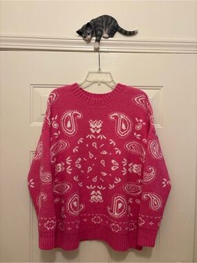 American Eagle Pink Paisley Crewneck Knit Sweater
